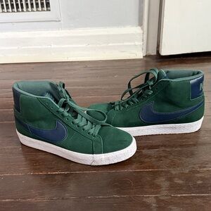 Nike Blazer Mid high tops